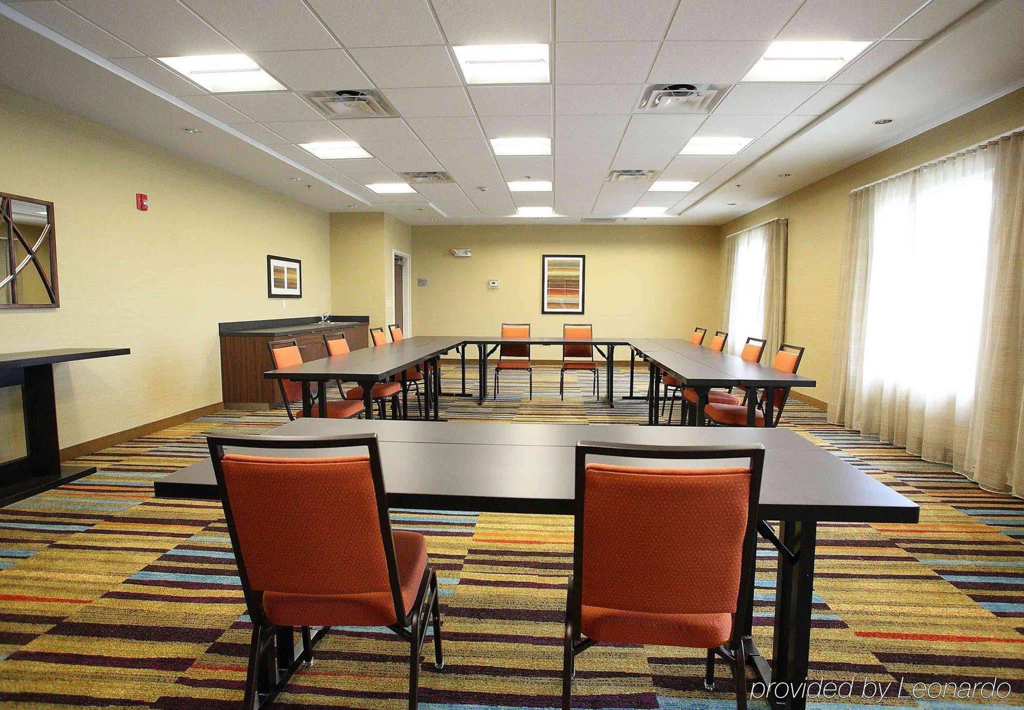 Fairfield Inn & Suites By Marriott East Grand Forks Exterior photo